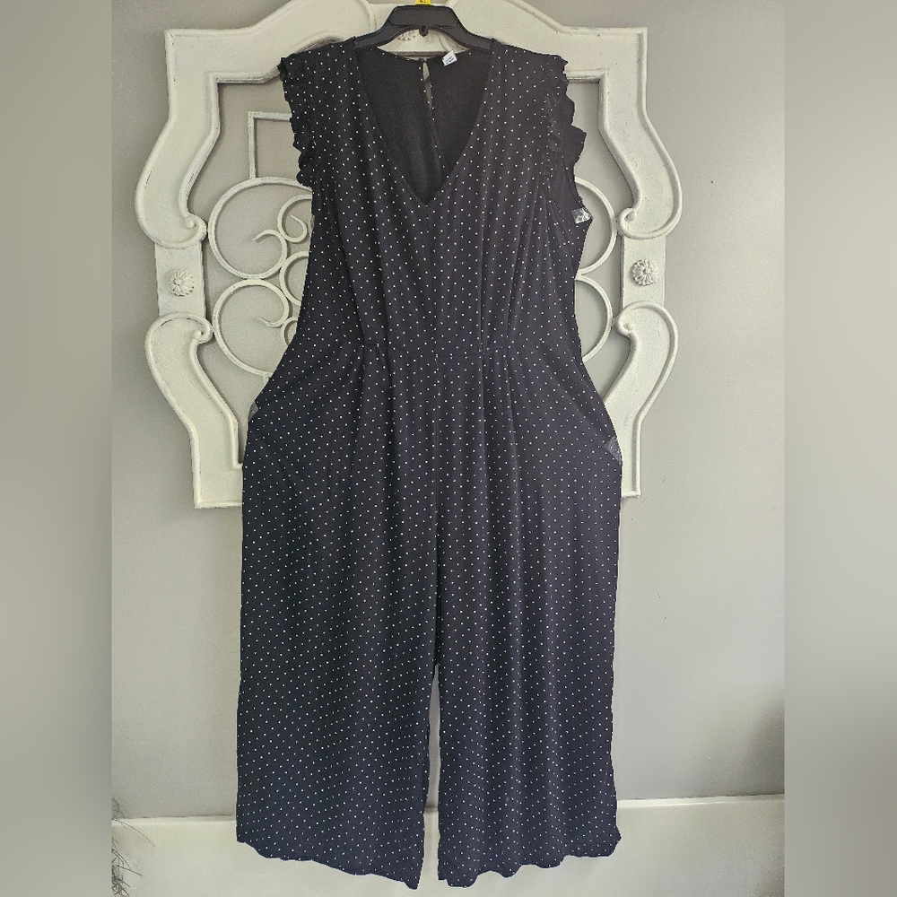 Euc black Swiss dot one piece jump suit. (D15)
